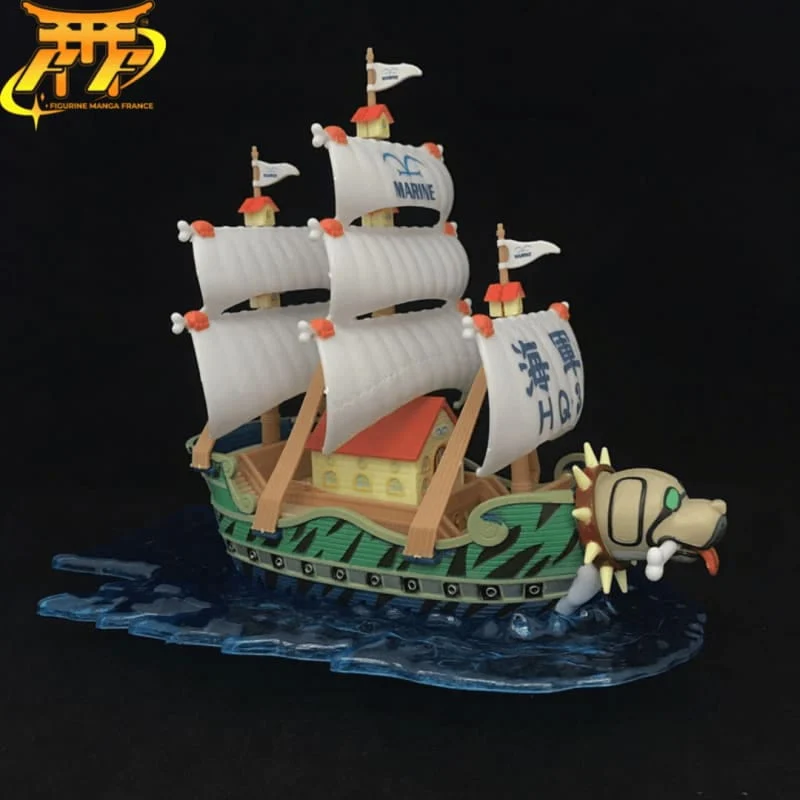 À exposer: Figurine du Navire de Monkey D. Garp - One Piece™