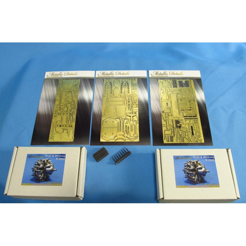 Pièce vitrine style moderne: Accessoire Douglas B-26 Invader BIG SET (conçu pour être utilisé avec les kits ICM)