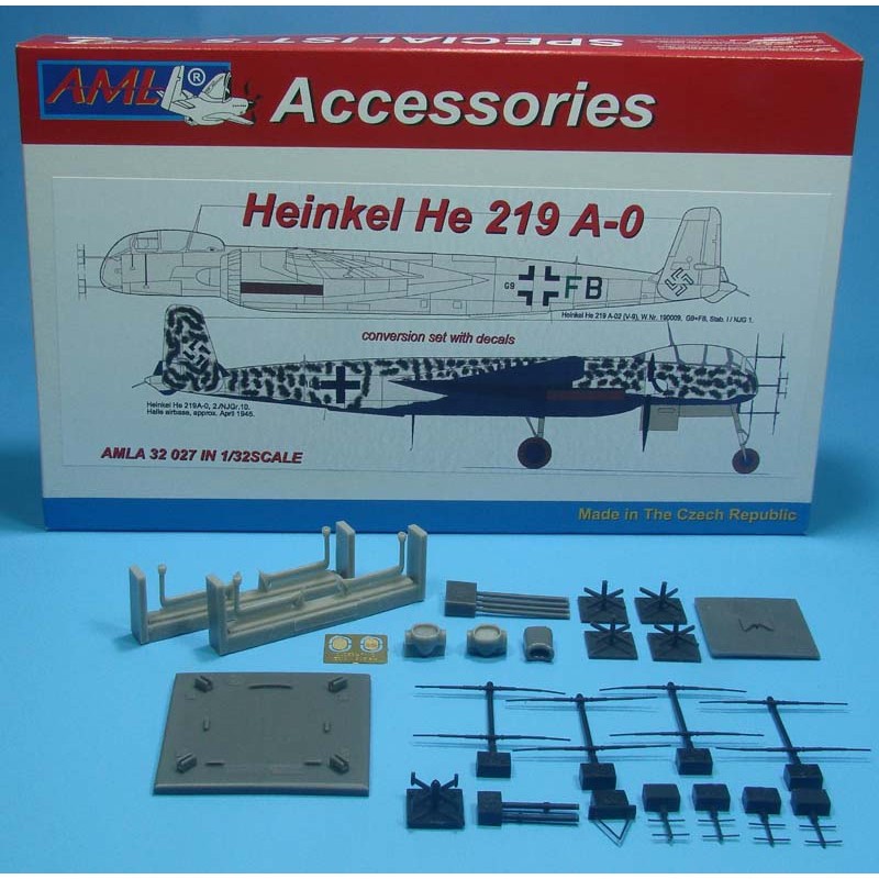 Déco pour collection: Heinkel He-219A-0 ??' Le kit de conversion avec décalcomanies (conçu pour être utilisé avec les kits Revell) [He-219A-7 'UHU']