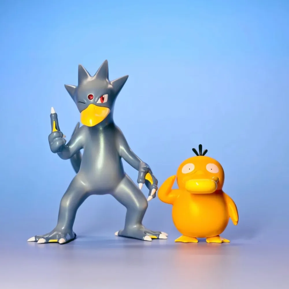 Classique Objet: [IN STOCK] 1/20 Scale World Figure [GOLDEN CITY] – Psyduck & Golduck