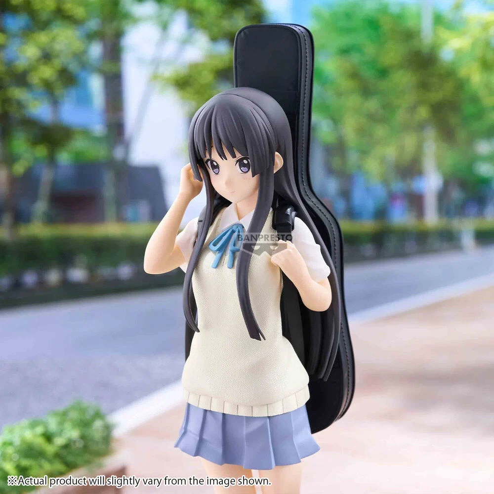 Élégante Pièce: K-ON!! – Figurine Mio Akiyama SQ Figurine