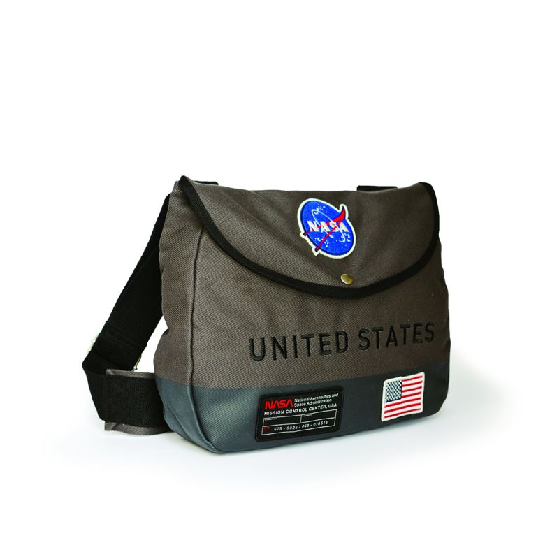Création coin collection: Bagage NASA sac à dos + bandoulière