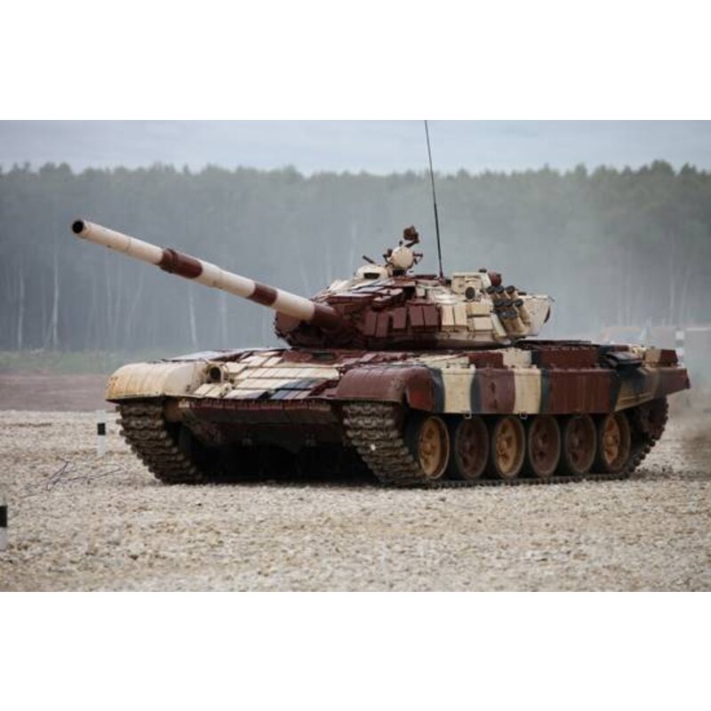 Moderne Objet esprit déco: Maquette Russe T-72B1 avec MBT Kontakt 1 Reactive Armure