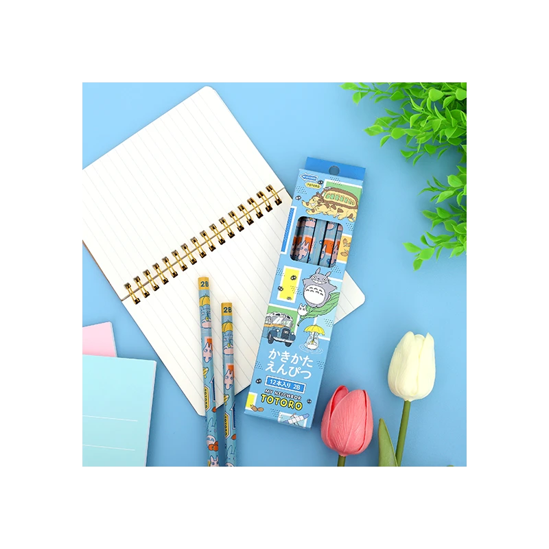 Objet pour étagère: LA BOUTIQUE OFFICIELLE DES PRODUITS DÉRIVÉS DU STUDIO GHIBLI